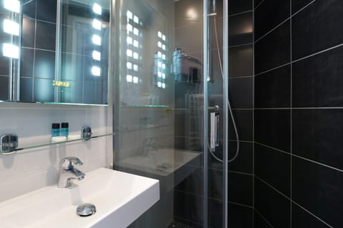 Shower, free toiletries, hair dryer, towels