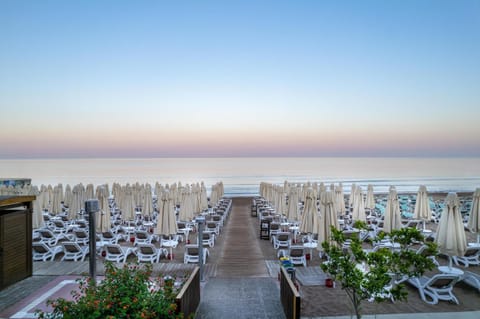Private beach, sun loungers, beach umbrellas, beach towels