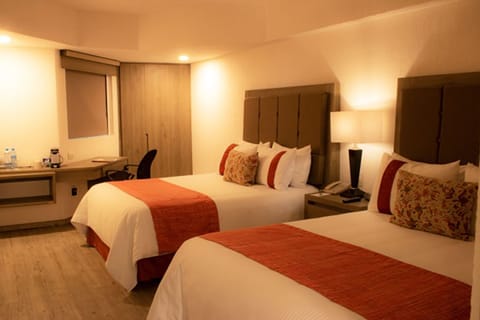 1 bedroom, in-room safe, desk, iron/ironing board