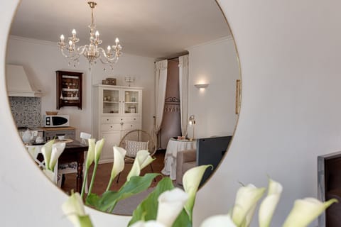 Suite | Living area | Flat-screen TV