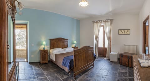 Traditional Double Room, Garden View | Desk, free cribs/infant beds, free WiFi, wheelchair access