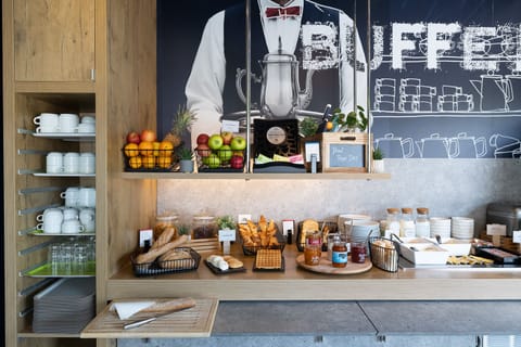 Daily buffet breakfast for a fee