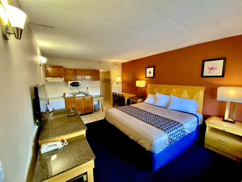 Deluxe Single Room | 1 bedroom, laptop workspace, blackout drapes, soundproofing