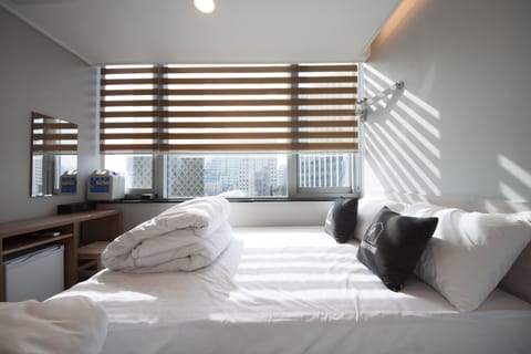 Standard Triple Room | Free WiFi, bed sheets