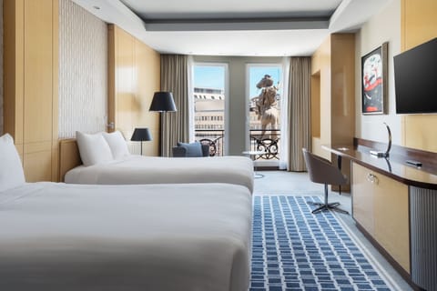 Room, 2 Twin Beds | Premium bedding, minibar, in-room safe, desk