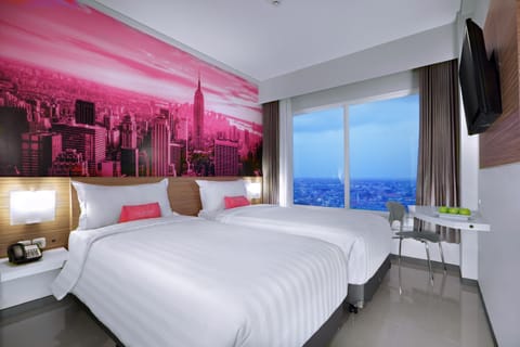 Superior Room | Minibar, in-room safe, desk, free WiFi