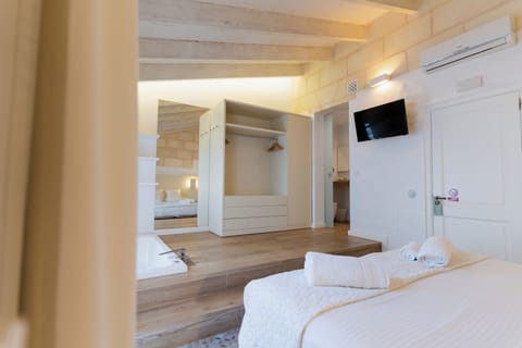 Superior Double Room | Premium bedding, desk, blackout drapes, WiFi (free)