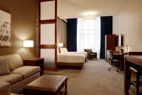 Egyptian cotton sheets, premium bedding, down comforters, pillowtop beds