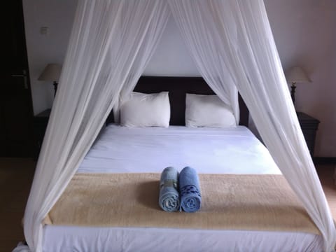 Superior Room | Desk, rollaway beds, free WiFi, bed sheets