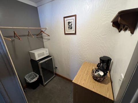 King Room | Coffee and/or coffee maker