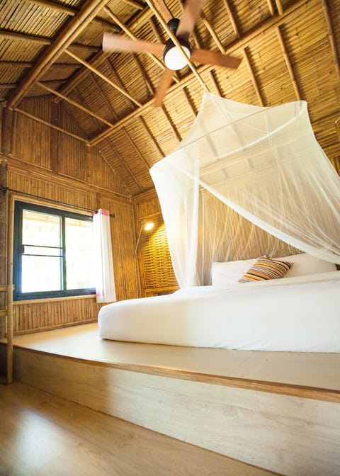 Beach Front Cottage | In-room safe, free WiFi