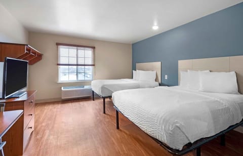 Standard Studio, Non Smoking, Refrigerator & Microwave | Desk, laptop workspace, iron/ironing board (on request), WiFi (free)