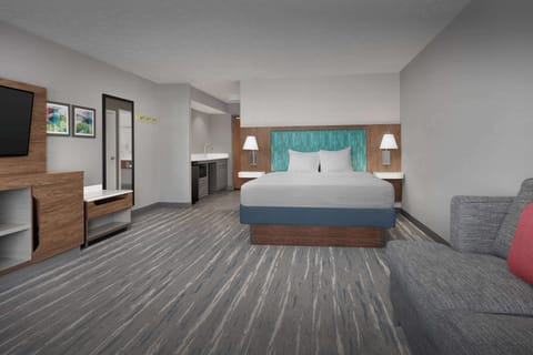 Suite, One King Bed, Non-Smoking | Pillowtop beds, desk, laptop workspace, blackout drapes