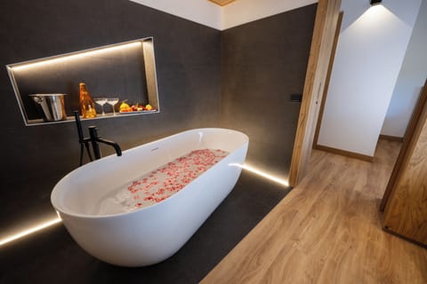 Junior Room, 2 Bedrooms, Tower | 1 bedroom, free WiFi, bed sheets