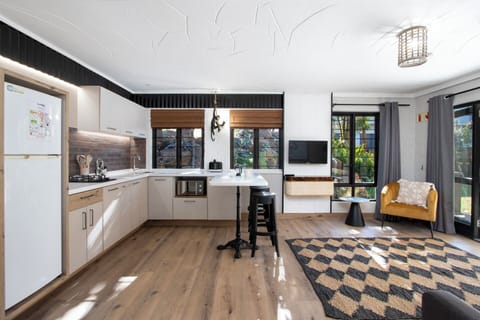 Ground Floor: 1 Bedroomed Apartment (3) | In-room safe, blackout drapes, iron/ironing board, free WiFi