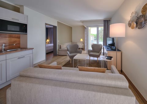 In-room safe, desk, iron/ironing board, free WiFi