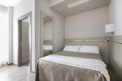 Minibar, in-room safe, desk, soundproofing