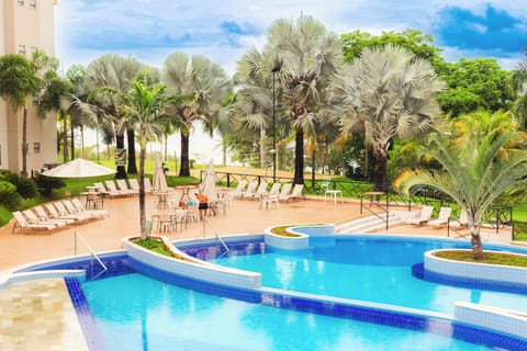 7 outdoor pools, pool umbrellas, sun loungers