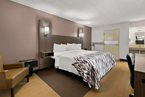 Desk, blackout drapes, travel crib, free WiFi