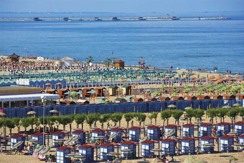 Private beach nearby, white sand, sun loungers, beach umbrellas