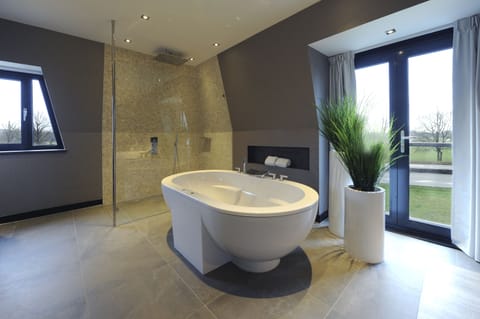 Suite | In-room safe, desk, iron/ironing board, cribs/infant beds