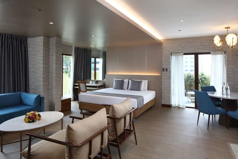 Penthouse Suite King Room | View from room