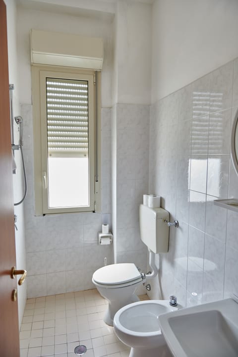 Standard Quadruple Room, Balcony, Sea View | Bathroom | Shower, free toiletries, hair dryer, bidet