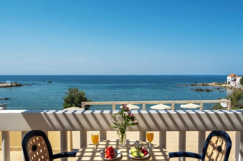 Superior Double Room with Pool and Partial Sea View | Balcony view