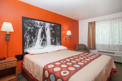 Desk, iron/ironing board, cribs/infant beds, rollaway beds