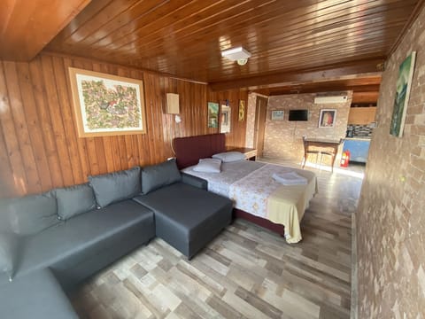Superior Studio | Living area | LCD TV