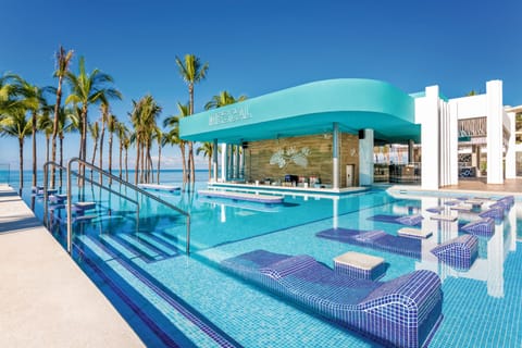 4 outdoor pools, pool umbrellas