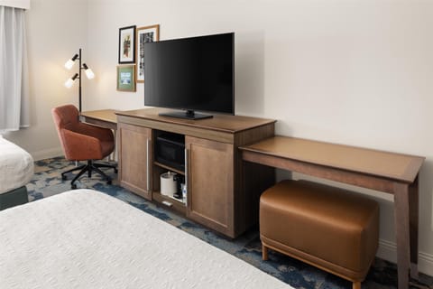 In-room safe, desk, blackout drapes, free WiFi