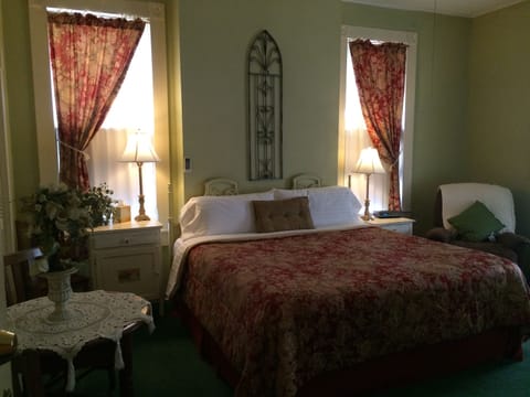 Room (Room #1, King Bed) | Individually decorated, individually furnished, iron/ironing board