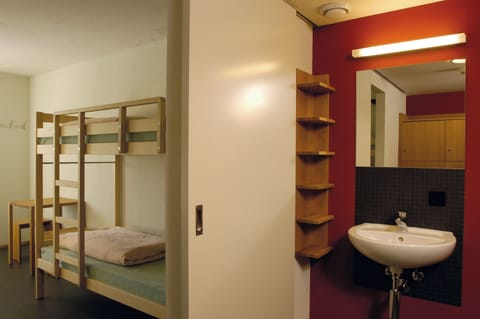 Free WiFi, wheelchair access