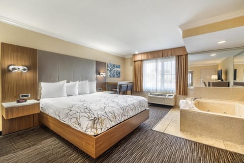 In-room safe, desk, laptop workspace, iron/ironing board