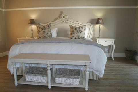 In-room safe, free WiFi, bed sheets, wheelchair access