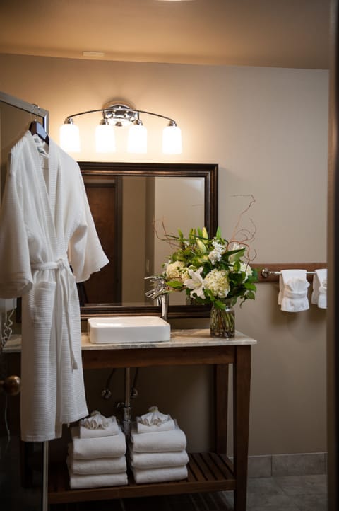 Standard Room, 2 Queen Beds | Bathroom | Shower, hair dryer, bathrobes, towels