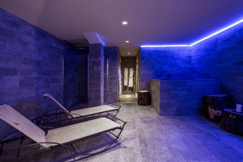 Sauna, hot tub, Turkish bath