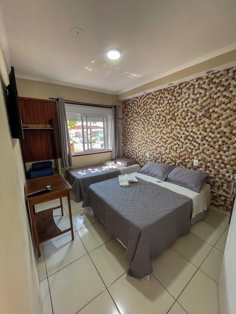 Triplo Simples ( nao suite ) | Iron/ironing board (on request), WiFi (free)