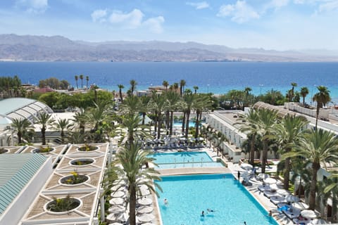 2 outdoor pools, pool umbrellas, sun loungers