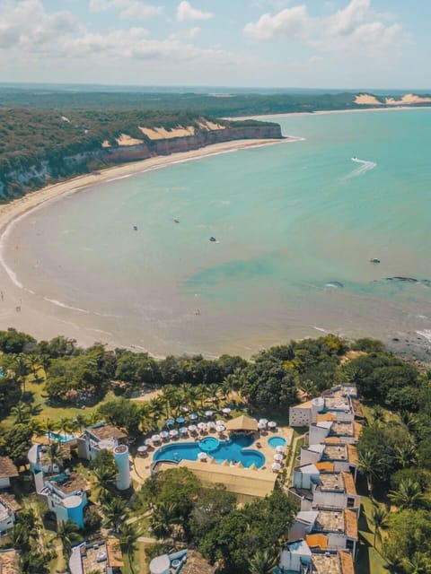 Beach nearby, sun loungers, beach umbrellas, beach towels