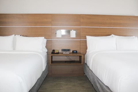 Standard Room, 2 Queen Beds | Hypo-allergenic bedding, in-room safe, desk, blackout drapes