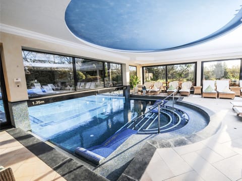 Body treatments, hydrotherapy, aromatherapy, deep-tissue massages