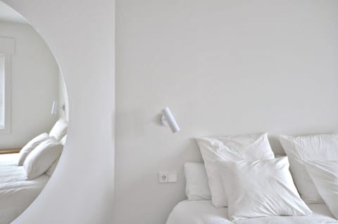 Double Room | Blackout drapes, soundproofing, free WiFi