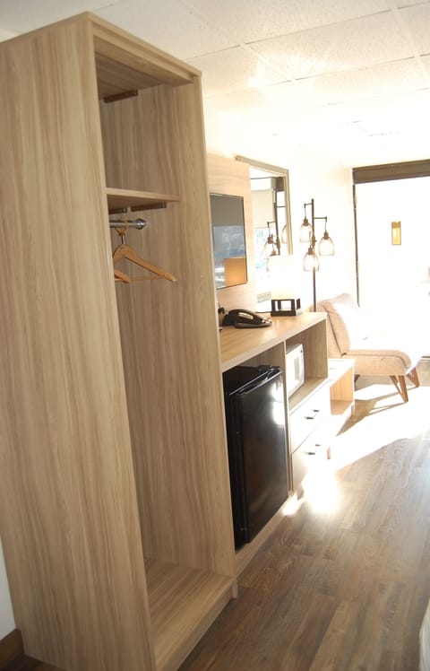 Standard Room, 2 Queen Beds, No Balcony | Premium bedding, pillowtop beds, in-room safe, blackout drapes