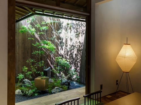Traditional House, 3 Bedrooms, Kitchen, Garden View | Garden view
