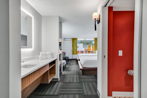 Blackout drapes, iron/ironing board, free WiFi, bed sheets
