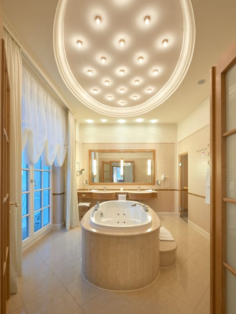 Free toiletries, hair dryer, bathrobes, slippers