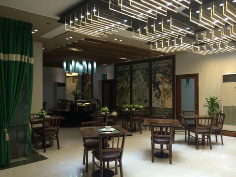 Food court
