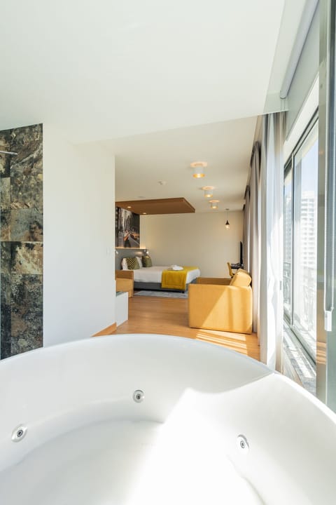 Romantic Double Room, 1 Double Bed, Hot Tub (Premium) | Minibar, in-room safe, desk, blackout drapes